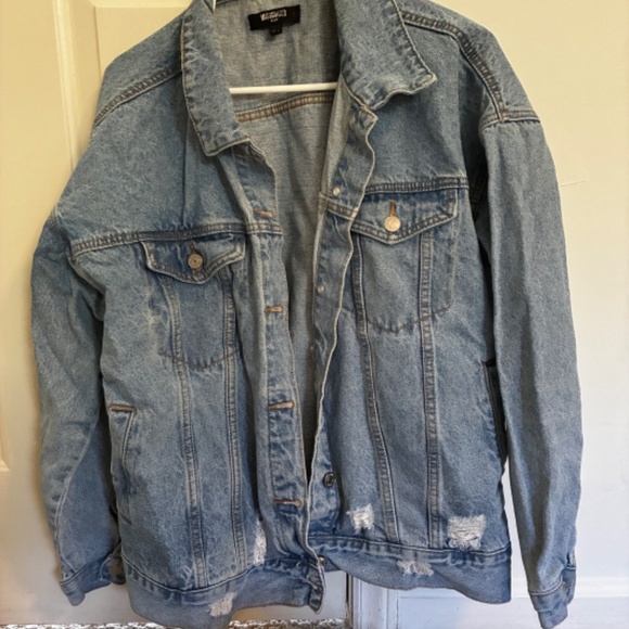 Distressed oversized denim jacket ASOS Plus size 14 - Picture 2 of 3